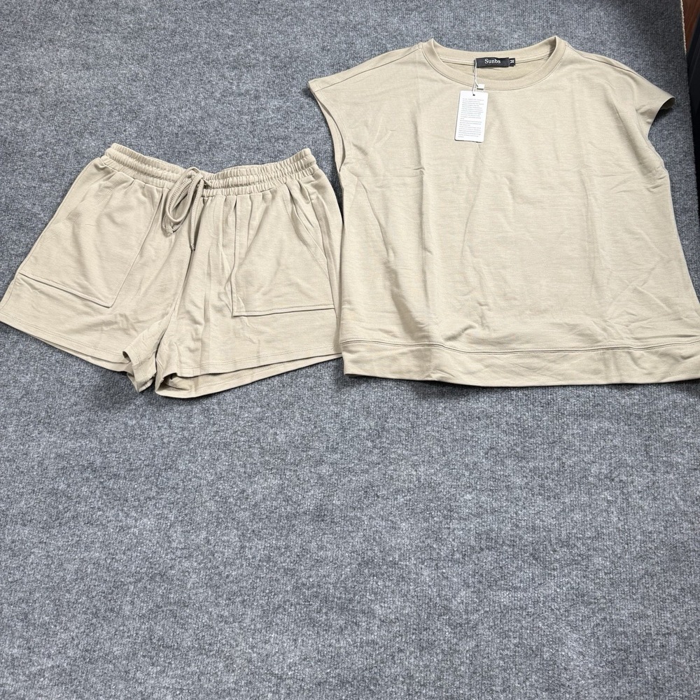 NWT Sunbs Women's 2 Piece Lounge Set Beige Top and Shorts Knit Co-ord Medium